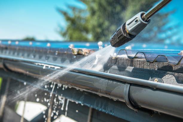 Why Choose Our Certified Pressure Washing Experts for Your Project Needs in Springdale, OH?